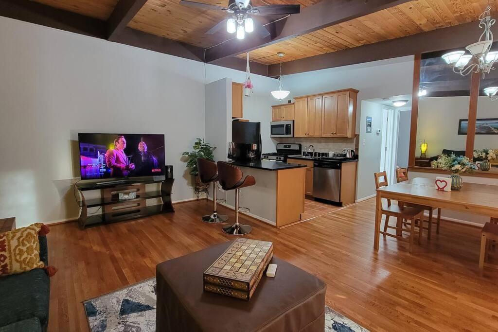 Entire One Bedroom Apartment Annandale Esterno foto